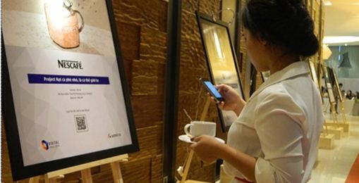 12 - Hội Thảo “Khi Click Và Brick Song Hành” Sử Dụng Mã QR Code Để Trưng Bày